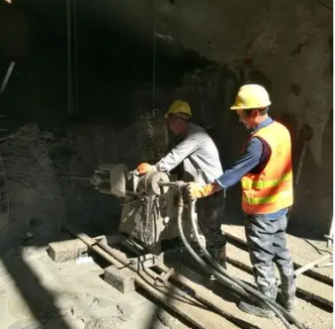 毛阳镇水下抗分散灌浆料特点 水下不分散注浆料介绍